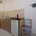 Plessas Apartment Planos