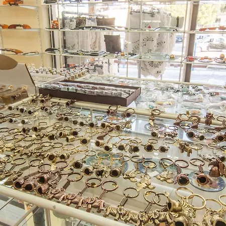 Plessas アパート *