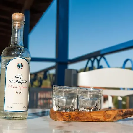 アパート Plessas チィリヴィ