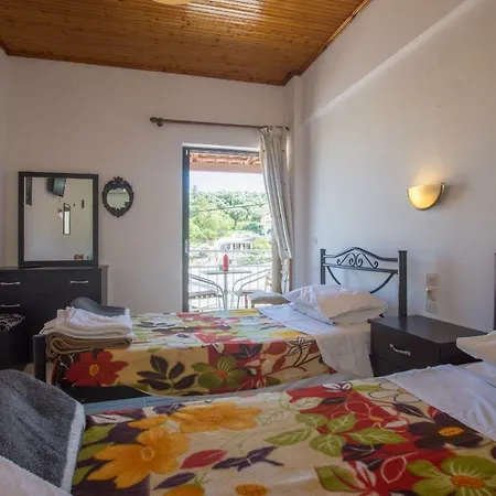 Plessas Apartament *